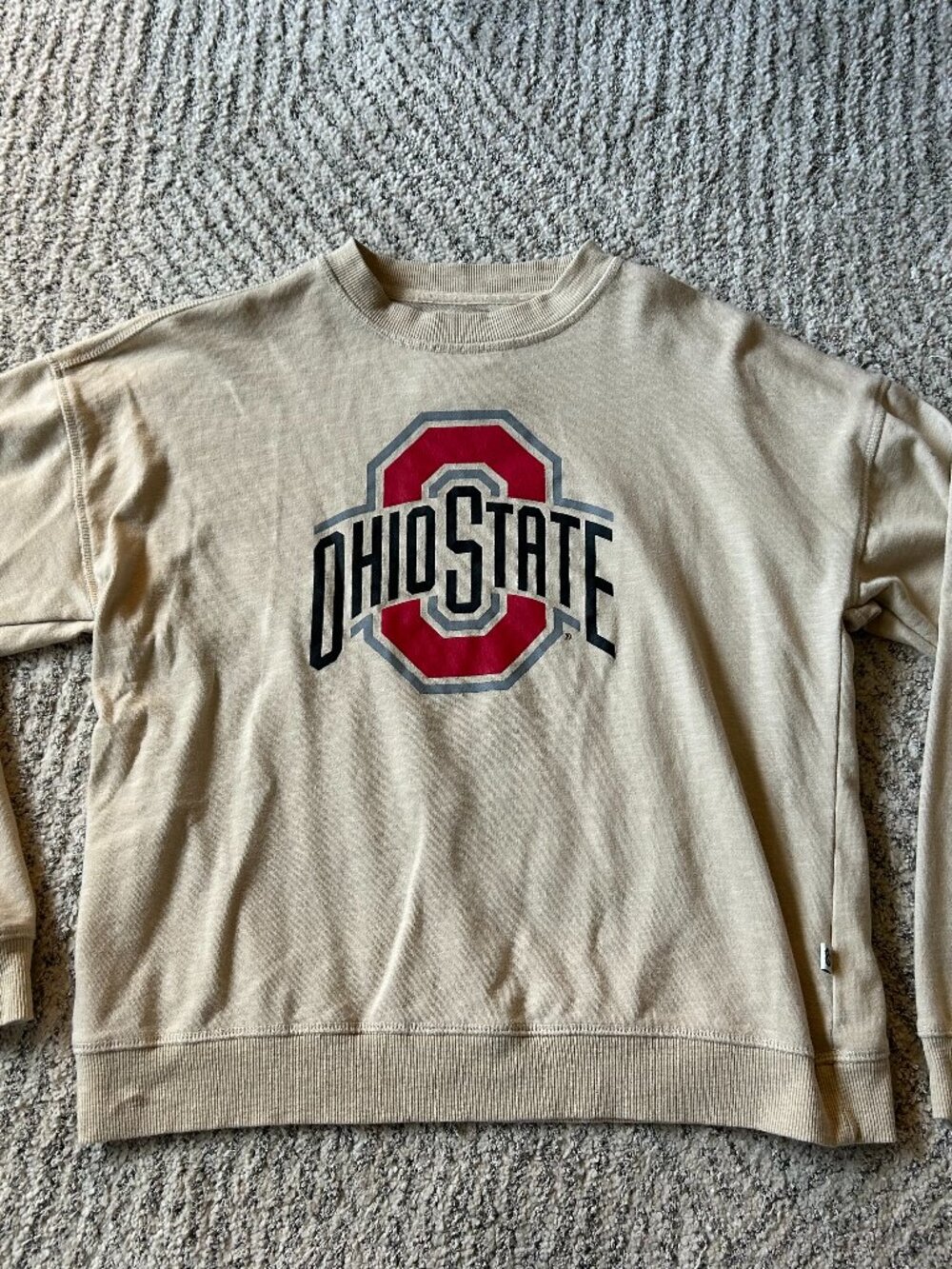 Ohio State University Cream Crewneck!